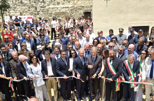 Vizzini. Inaugurato oggi il progetto "Cunziria 4.0-Oltre il Borgo", con il ministro Nello Musumeci